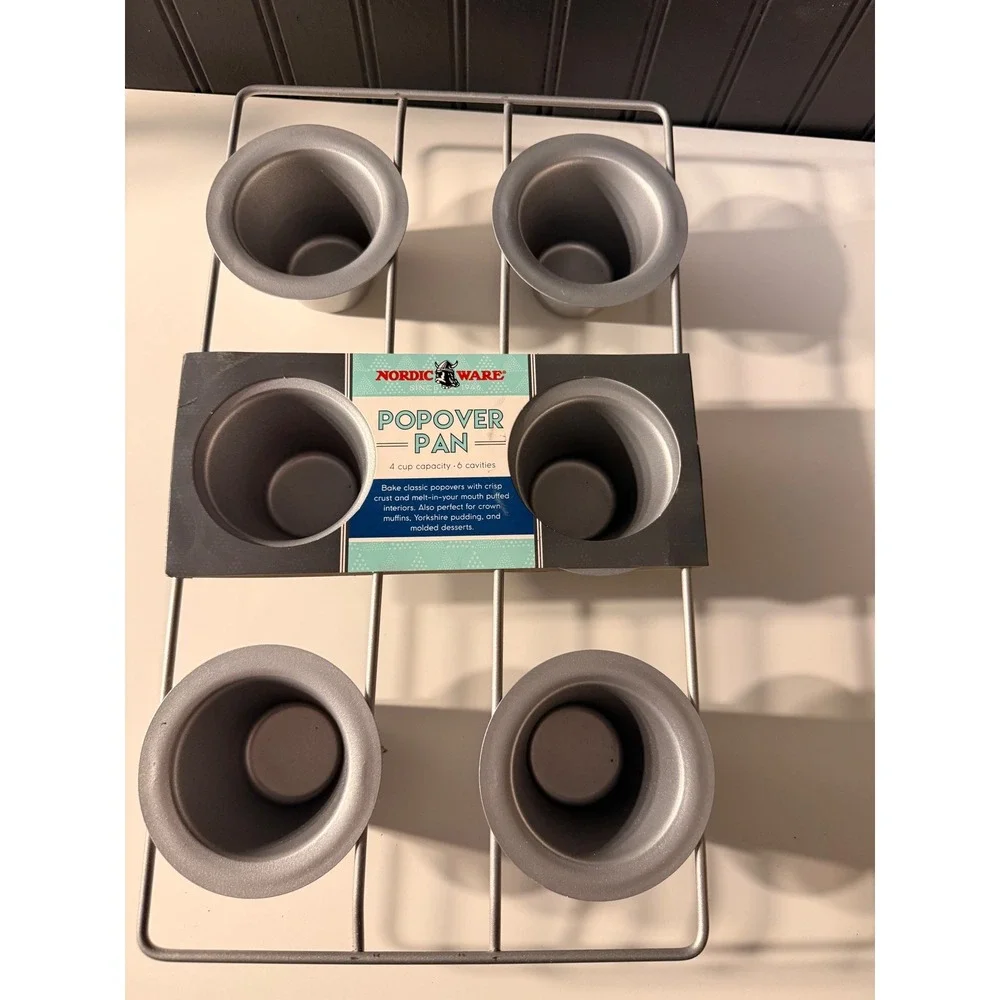 Nordic Ware Popover Pan 6 cavities new